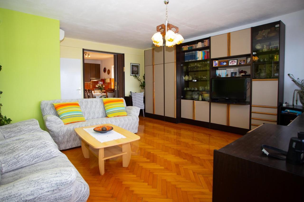 Apartment Nola Podgora Kültér fotó